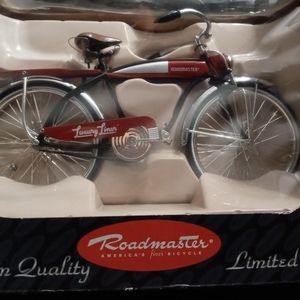 Roadmaster Luxury Liner Limited Edition Bicycle 1:6 scale Die-Cast Model